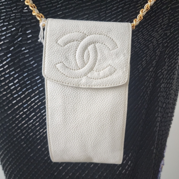 Auth Chanel Caviar Crossbody (24k gold) or Cell Phone Holder - Picture 6 of 14